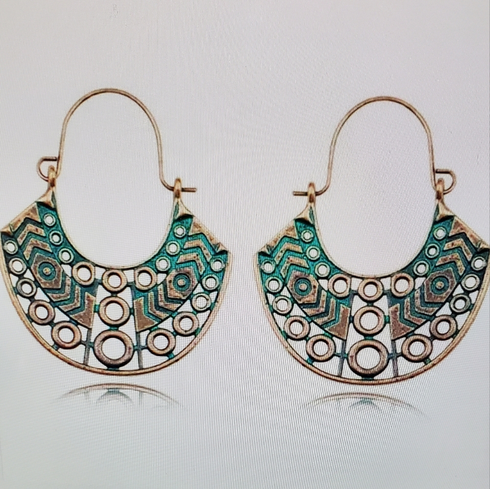 DIVAS LiMiTED Geometric Green and Gold Earrings